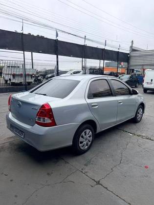 TOYOTA ETIOS 1.5 XS 16V FLEX 4P MANUAL